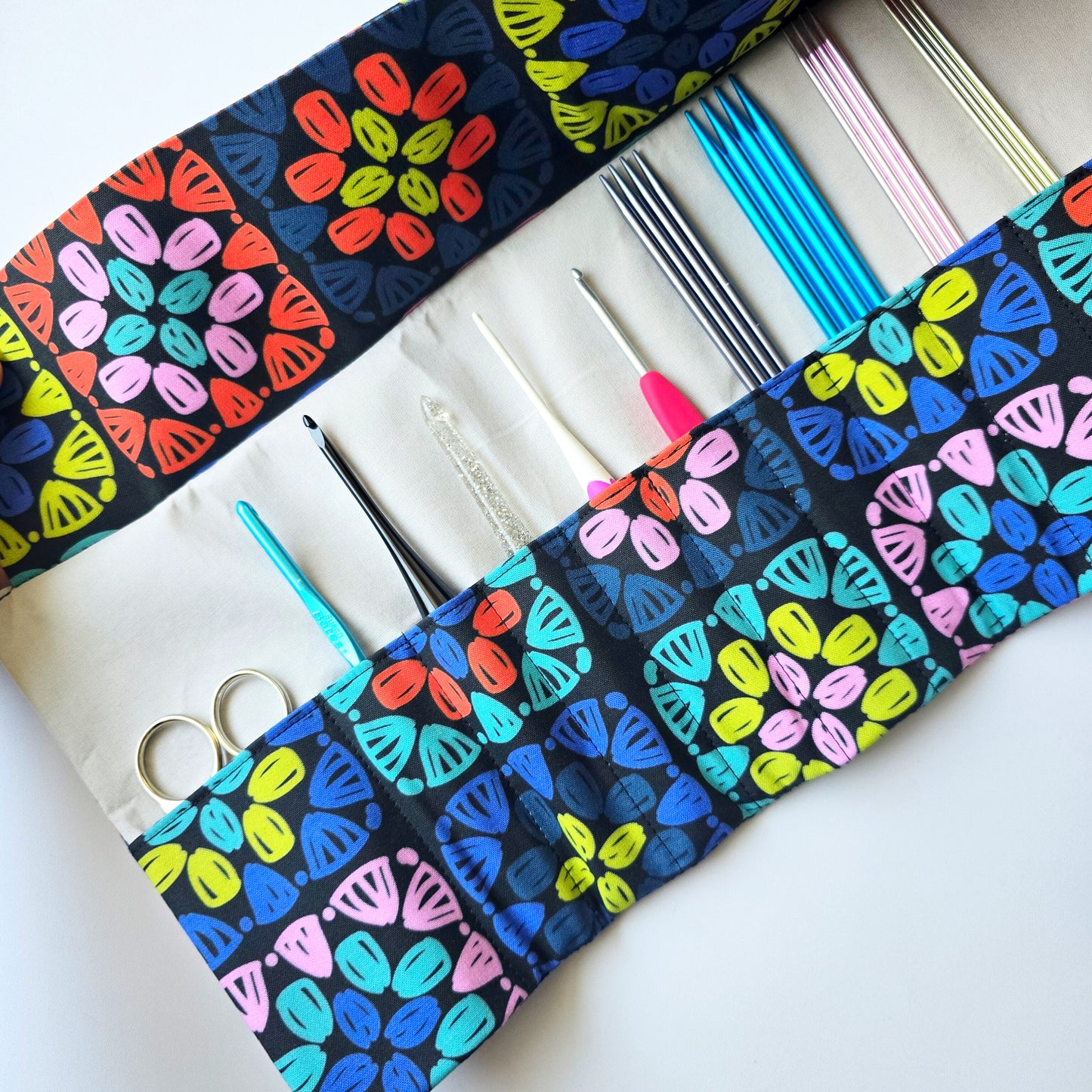 Agnes Crochet Hook/DPNs Roll